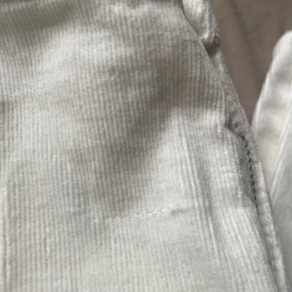 Size 14 Kut from the Kloth Mia toothpick skinny white corduroy pants - Picture 4 of 4